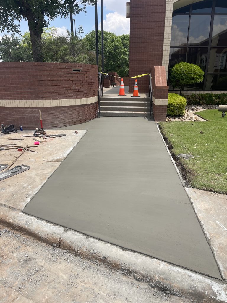 Albertsons United Sidewalk